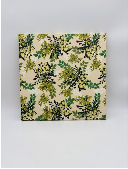 フローラルガーランド